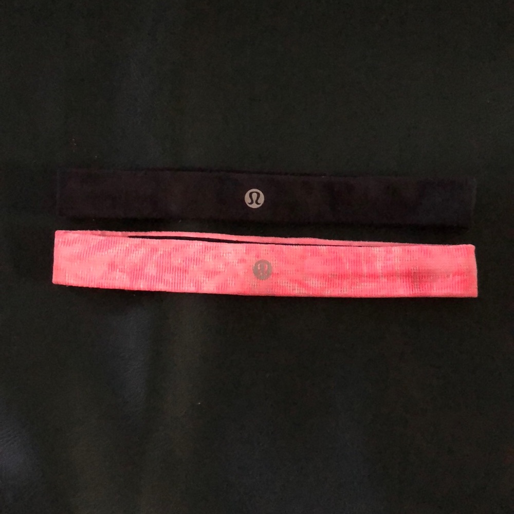 lululemon athletica Black and Pink Reversible Sweat-Wicking Headbands (2 Pack)